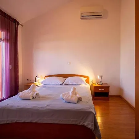 Apartment Torina Pa Man - One Bedroom With A Sea View A1 *